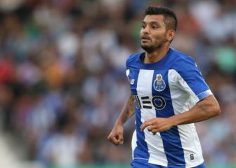 'Tecatito' Corona no fue convocado por el Porto