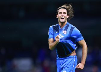 Tri confirma a Santiago Giménez para duelo frente a Jamaica