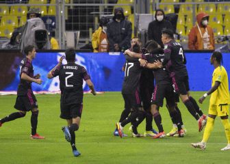 México mantiene el invicto en el Azteca