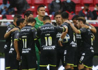 Chivas contrata ilusionista para revertir malos resultados