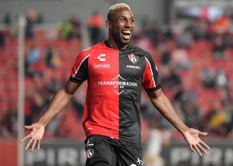 Atlas golea al Necaxa y es tercero de la tabla