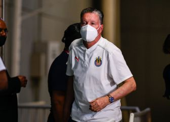 Chivas va por técnico joven y descarta a Matías Almeyda