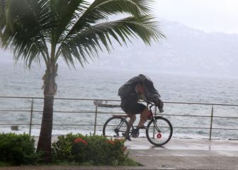 Huracán “Sam” se fortalece a categoría 4; no representa riesgo para México