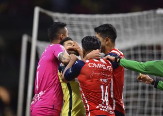 Polémica en el Clásico: Se pidieron dos rojas a Chivas