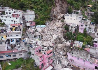 Entregan apoyos a familias afectadas del cerro Chiquihuite