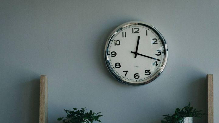 Cambio horario en México en octubre: ¿se adelanta o se atrasa el reloj? ¿Se duerme más o menos?