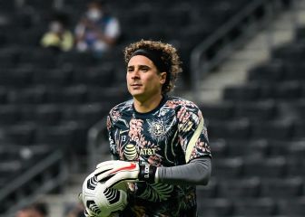 Memo Ochoa y Santiago Solari, nominados por IFFHS como mejores del mundo