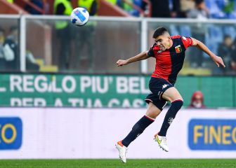 Johan Vázquez disputó lo 90 minutos en el empate del Genoa