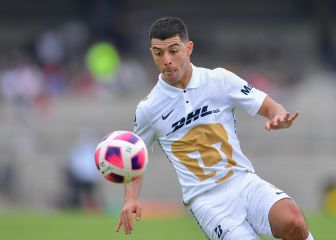 Erik Lira, tras victoria de Pumas, le dio un 'zape' a un policía