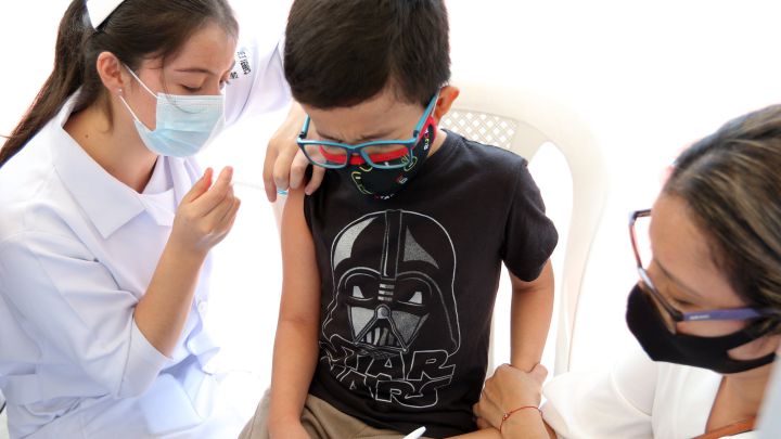 Vacunación para jóvenes de 15 años: cuándo comenzará y cómo inscribirse