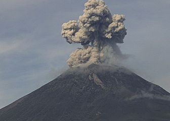 Volcán Popocatépetl registra intensas exhalaciones