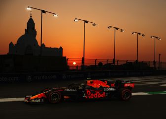 'Checo', lejos de los líderes en el primer día del GP de Arabia Saudita
