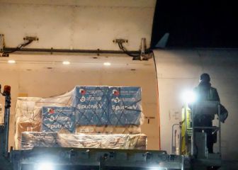 Llegan a México 900 mil vacunas envasadas Sputnik V