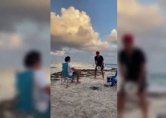 ¡El video que te hará el día! El 'Maestro' Benjamín Galindo volvió a patear un balón