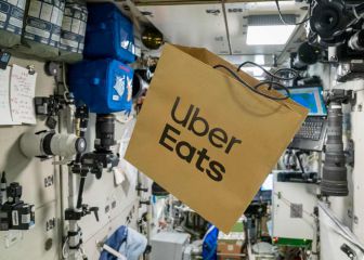 ¡Uber Eats llega al espacio! Entregan comida flotante a empresario millonario