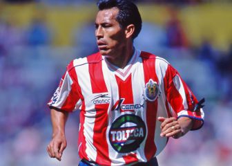 Benjamín Galindo recibió homenaje de Chivas