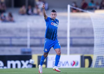 Chivas lanza pista sobre llegada de Roberto Alvarado