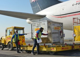 Llega a México el último embarque del año de vacunas contra el Covid-19