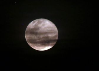 A qué hora y cómo ver el beso entre la Luna y Marte en México