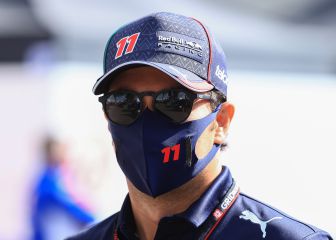 Sergio Pérez presume que fue vacunado contra Covid-19