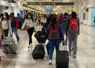 Cancelan más de 400 vuelos en el AICM, tras brote de Covid-19