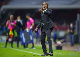 Guillermo Almada compra un abono del Pachuca