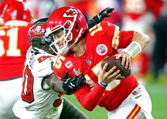 Mete 400 en las finales de conferencia y gana 1300