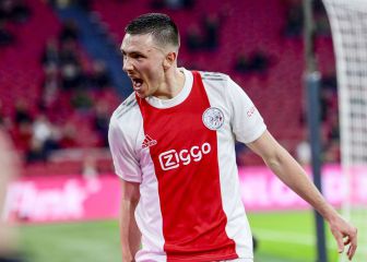 Edson Álvarez jugó 65 minutos en una nueva goleada del Ajax