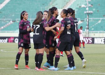 Con tranquilidad, México goleó y es líder del grupo
