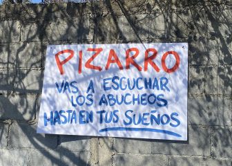 ¡Los detuvieron! Afición de Rayados encaró a los jugadores