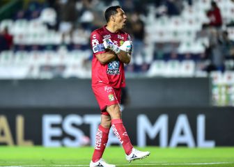 León camina sin problemas a cuartos de final