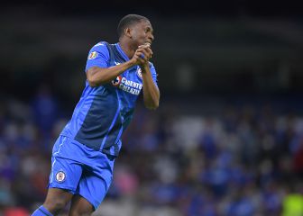 Cruz Azul pide parar los abucheos hacia Bryan Angulo