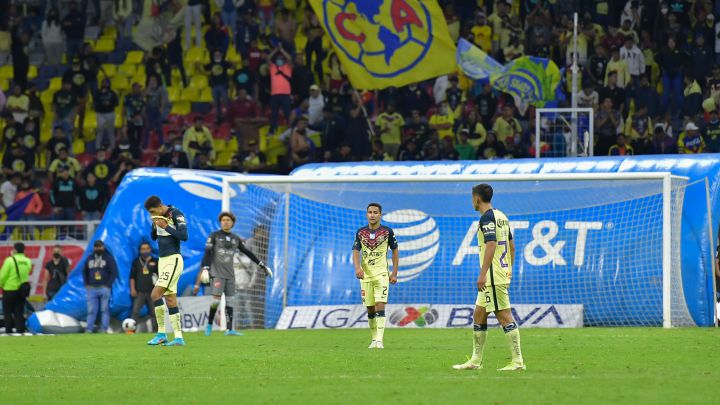 América hila siete juegos sin ganar en el Azteca