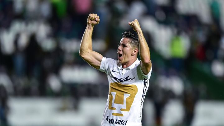 Pumas peleará por la Liga MX y Concachampions, dice Efraín Velarde