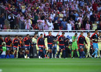 América y Chivas invitan a la afición a ir de blanco al Clásico