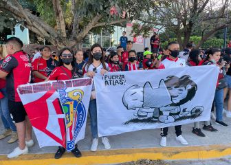 Afición de Atlas realiza marcha de La Minerva a el Jalisco para pedir justicia