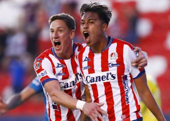 San Luis le quitó el invicto a Puebla