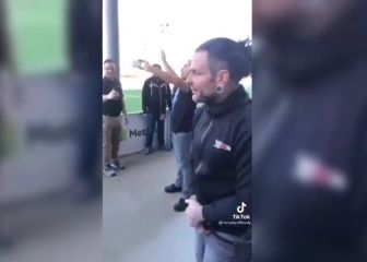 Jeff Hardy se arrodilla ante fan por copiar su maquillaje