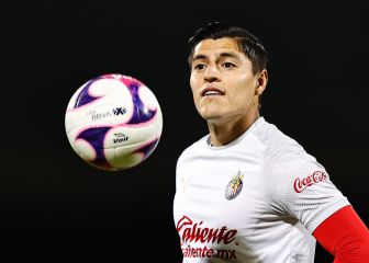 Ronaldo Cisneros se va de Chivas a la MLS