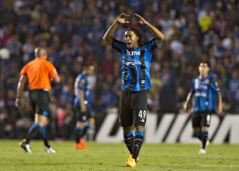 Ronaldinho: “Los mexicanos no salen y lo brasileños salimos por necesidad”