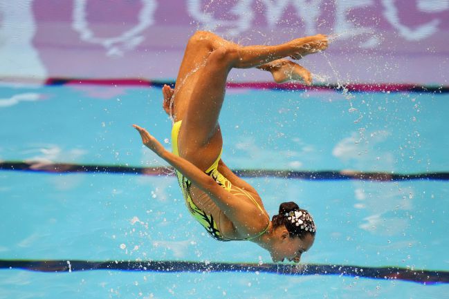 Itzamary Gonzalez, medallista mundial tras ganar la plata en dueto mixto técnico en los Mundiales de World Aquatics en Fukuoka
