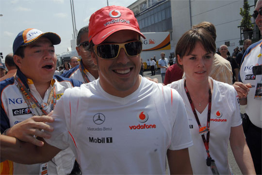 Alonso no sabe si agotara su contrato en McLaren