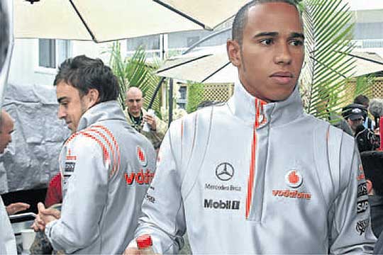 McLaren intentará conciliar a sus pilotos