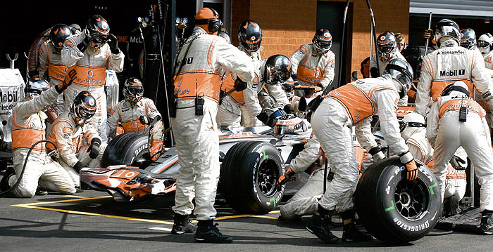 La FIA vigilará a McLaren en la calificación de Brasil