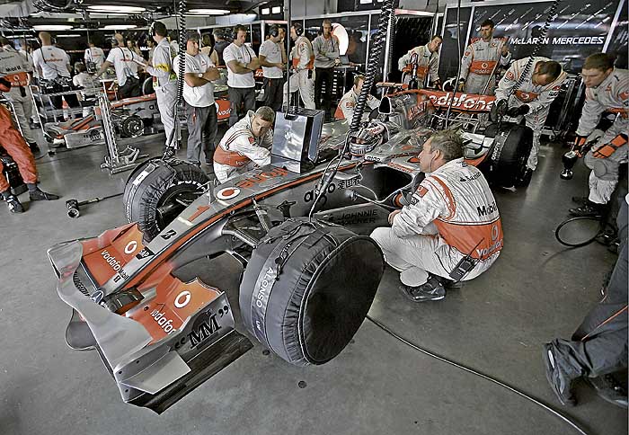 Los ingenieros de McLaren echan de menos a Alonso