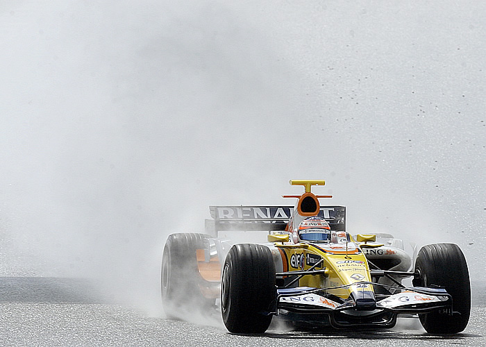 Webber domina la sesión de entrenamientos en Montmeló