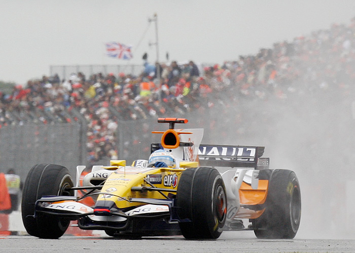 Alonso: "Viendo a Barrichello en el podio, creo que hemos perdido una buena oportunidad"