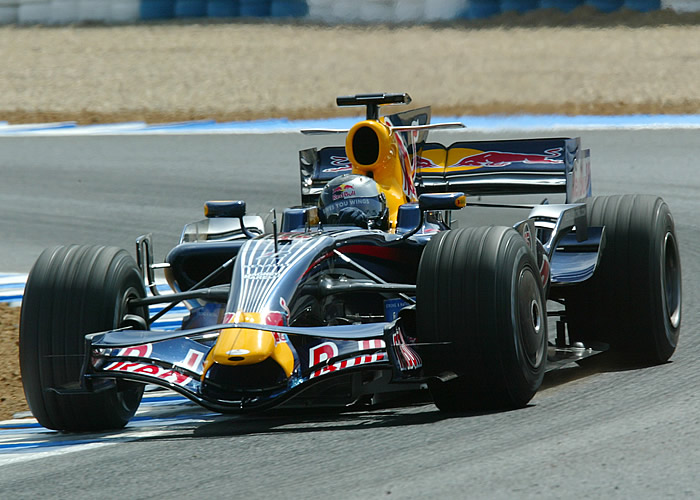Vettel, el mejor en Jerez con un Red Bull