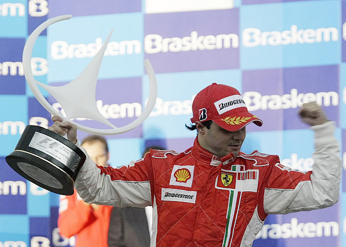Massa, resignado: "Hoy he aprendido muchísimo en Interlagos"