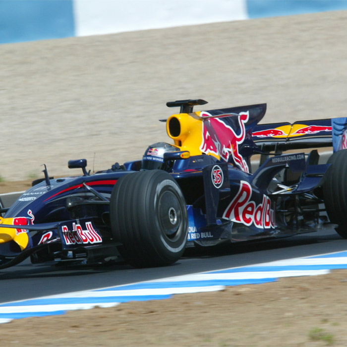 Vettel marca el mejor tiempo del año en Jerez